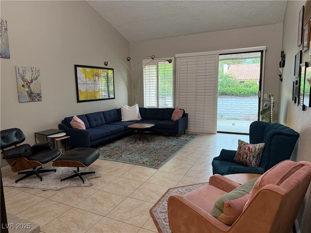 2484 Domingo, Las Vegas, NV 89121