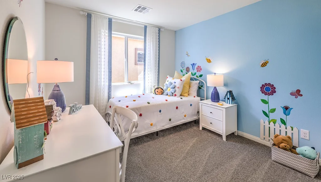 4755 Bluebird Cliffs Ave, Las Vegas, NV 89141