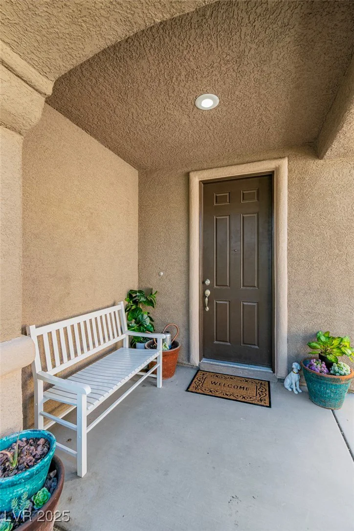 2409 Cockatiel, North Las Vegas, NV 89084
