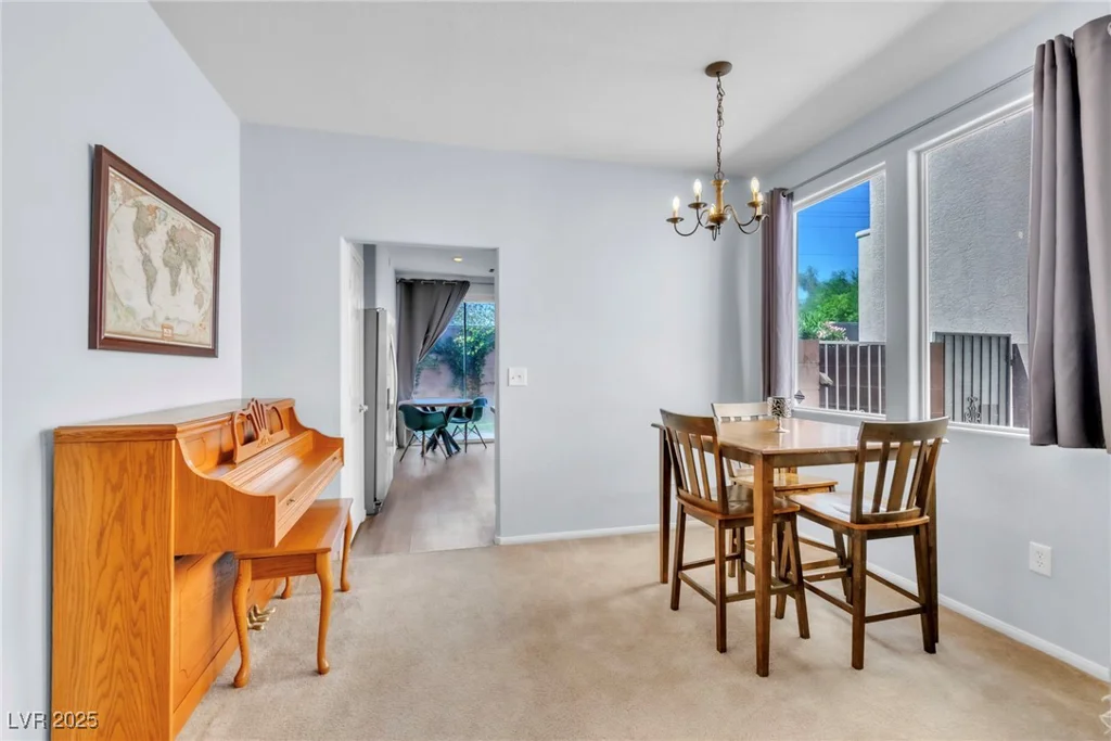 2409 Cockatiel, North Las Vegas, NV 89084