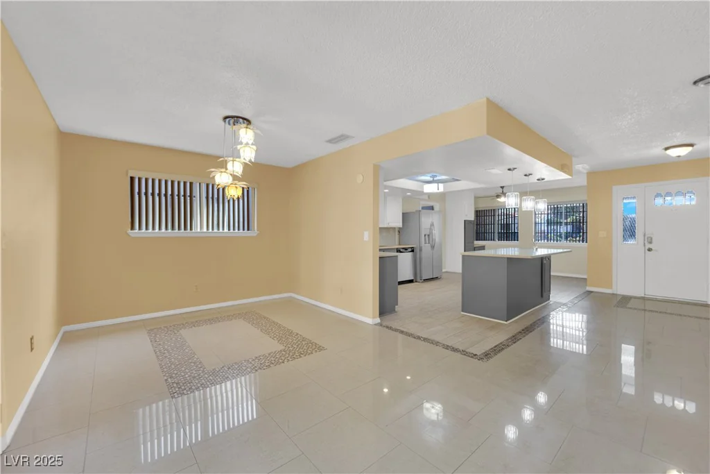 5162 Somerset, Las Vegas, NV 89120
