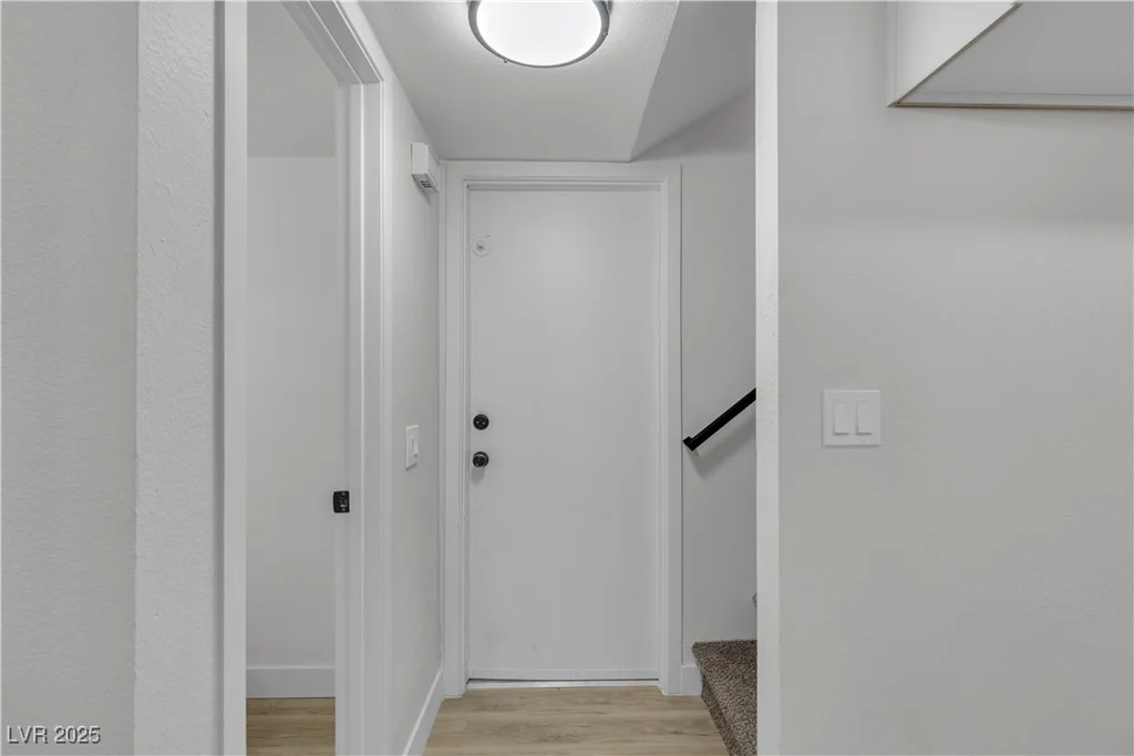 2461 Old Forge, Las Vegas, NV 89121
