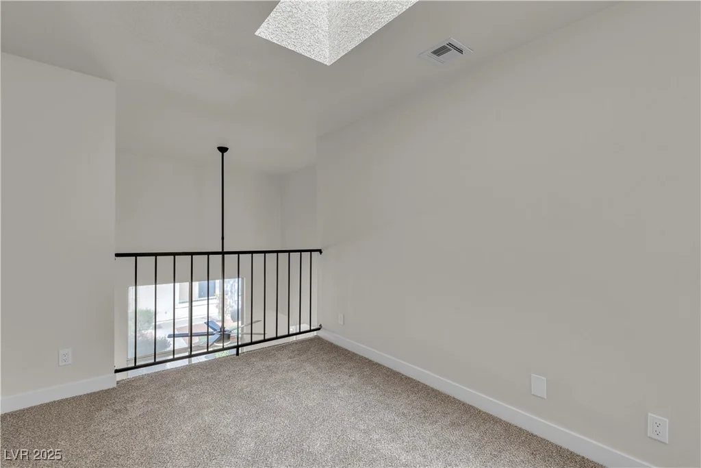 2461 Old Forge, Las Vegas, NV 89121