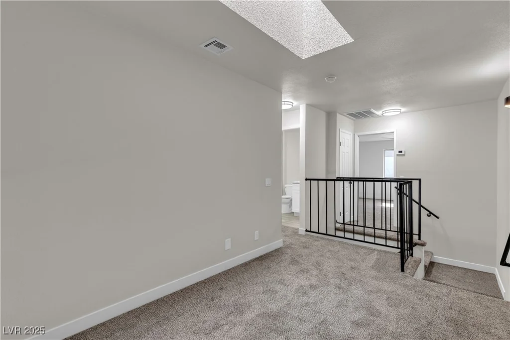 2461 Old Forge, Las Vegas, NV 89121