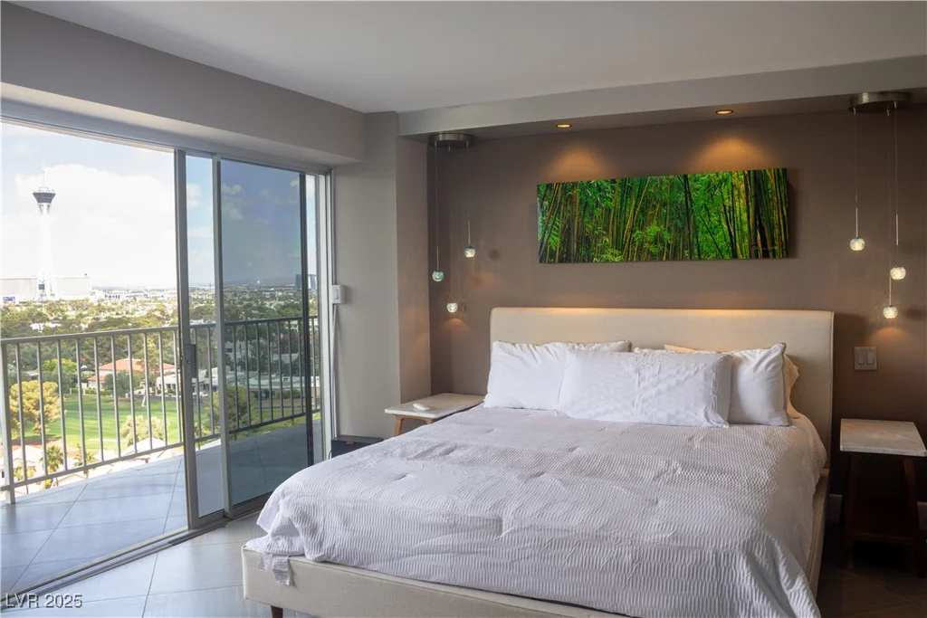3111 Bel Air, Las Vegas, NV 89109