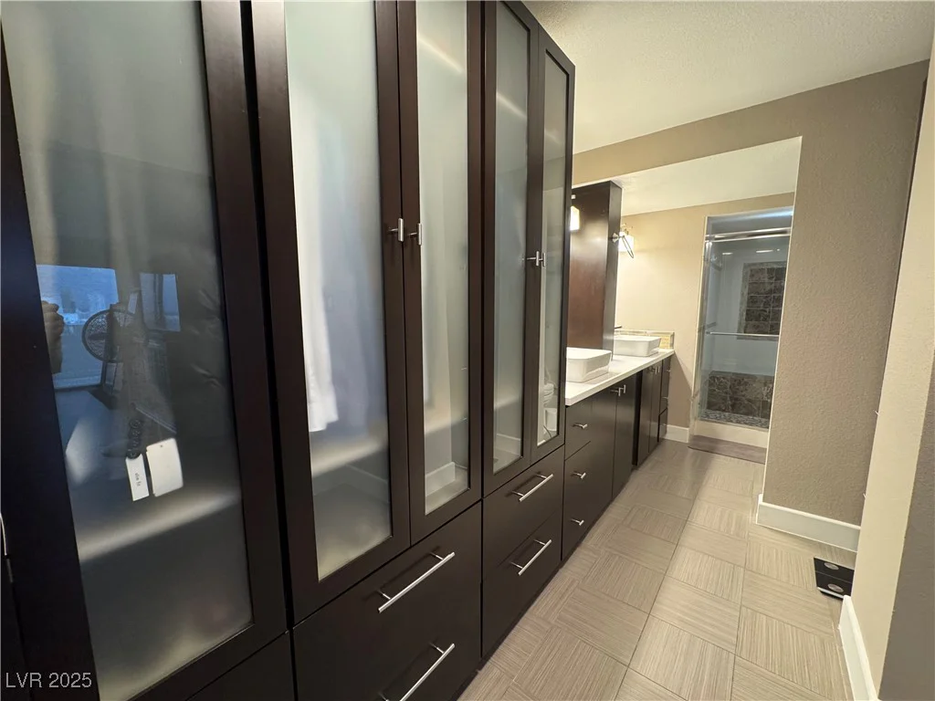 3111 Bel Air, Las Vegas, NV 89109