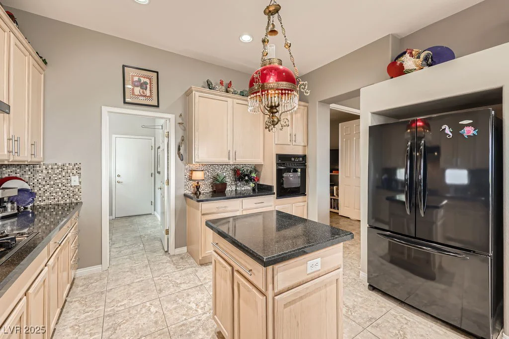 2110 King Mesa, Henderson, NV 89012