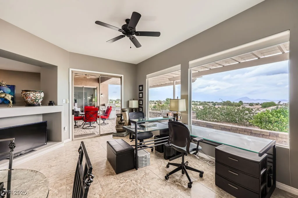 2110 King Mesa, Henderson, NV 89012