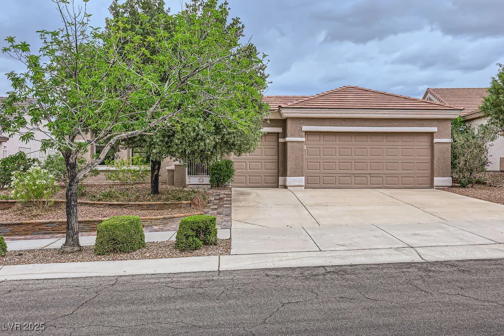 2110 King Mesa, Henderson, NV 89012