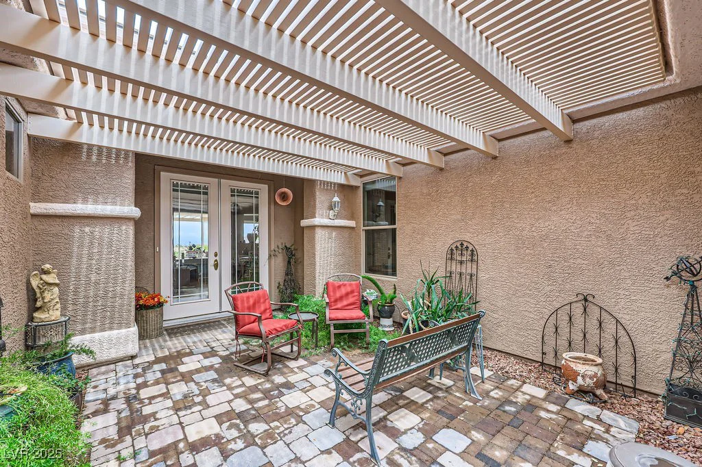 2110 King Mesa, Henderson, NV 89012