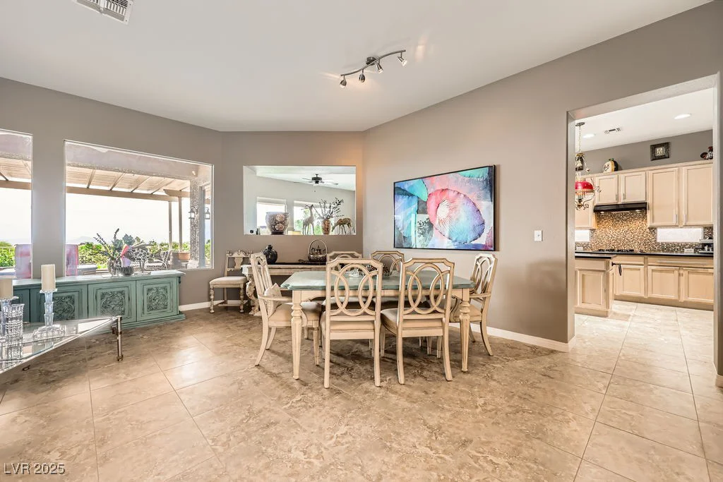 2110 King Mesa, Henderson, NV 89012