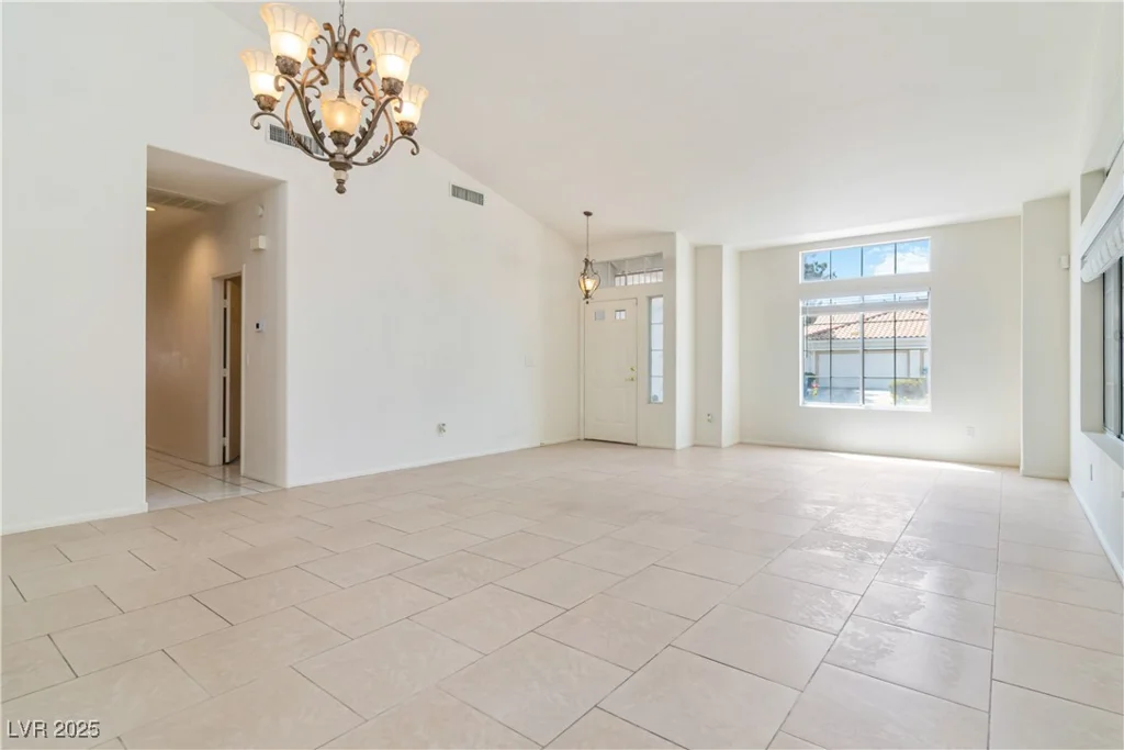8326 Mount Nido, Las Vegas, NV 89147