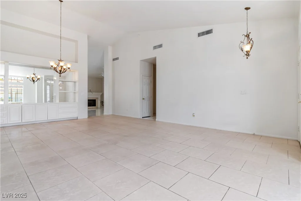 8326 Mount Nido, Las Vegas, NV 89147