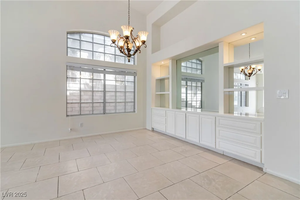 8326 Mount Nido, Las Vegas, NV 89147
