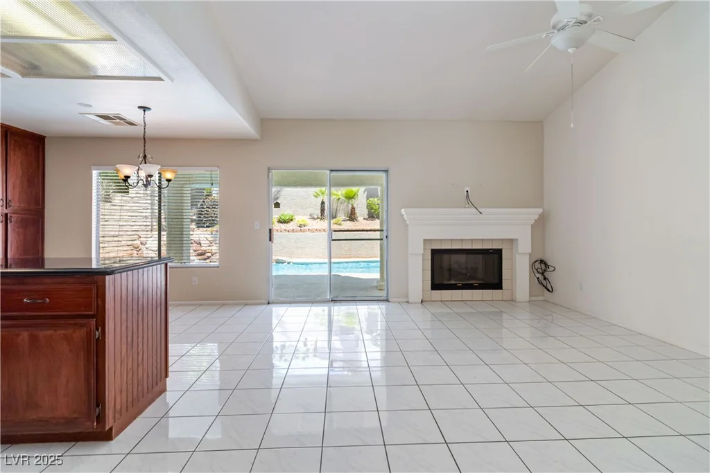 8326 Mount Nido, Las Vegas, NV 89147