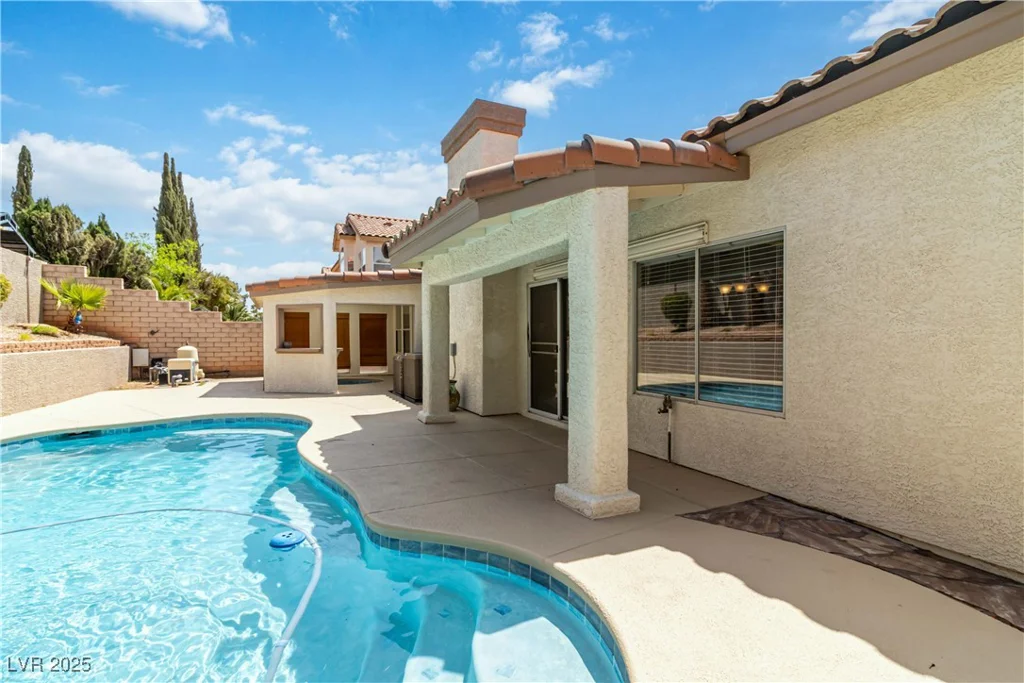 8326 Mount Nido, Las Vegas, NV 89147