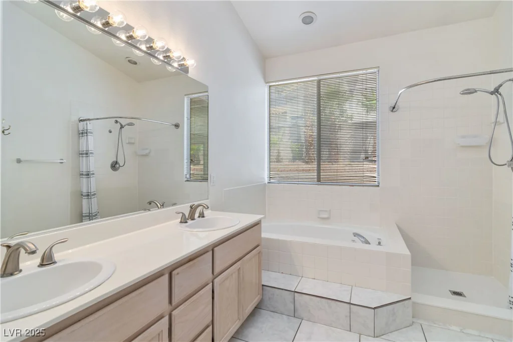 8326 Mount Nido, Las Vegas, NV 89147
