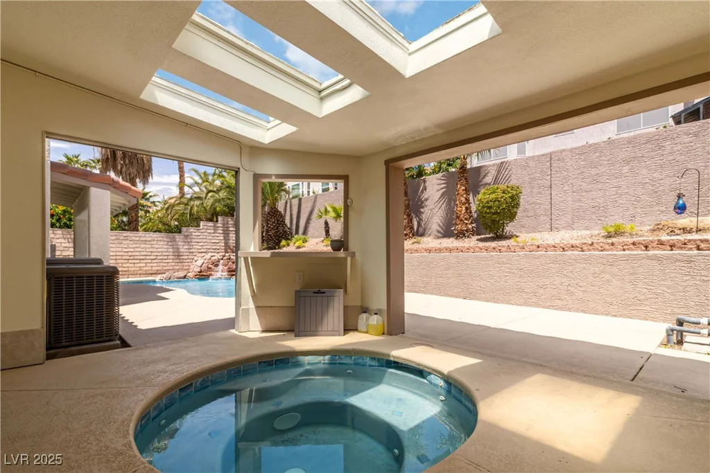 8326 Mount Nido, Las Vegas, NV 89147