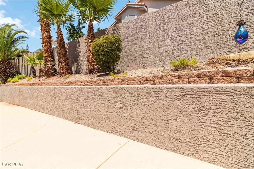 8326 Mount Nido, Las Vegas, NV 89147