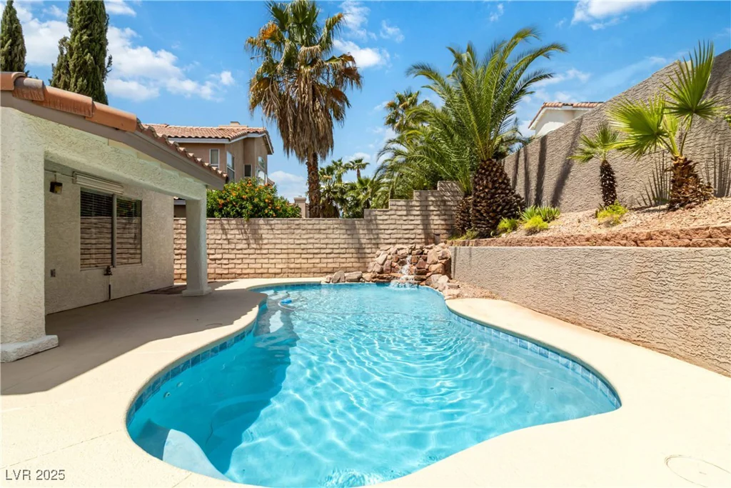 8326 Mount Nido, Las Vegas, NV 89147