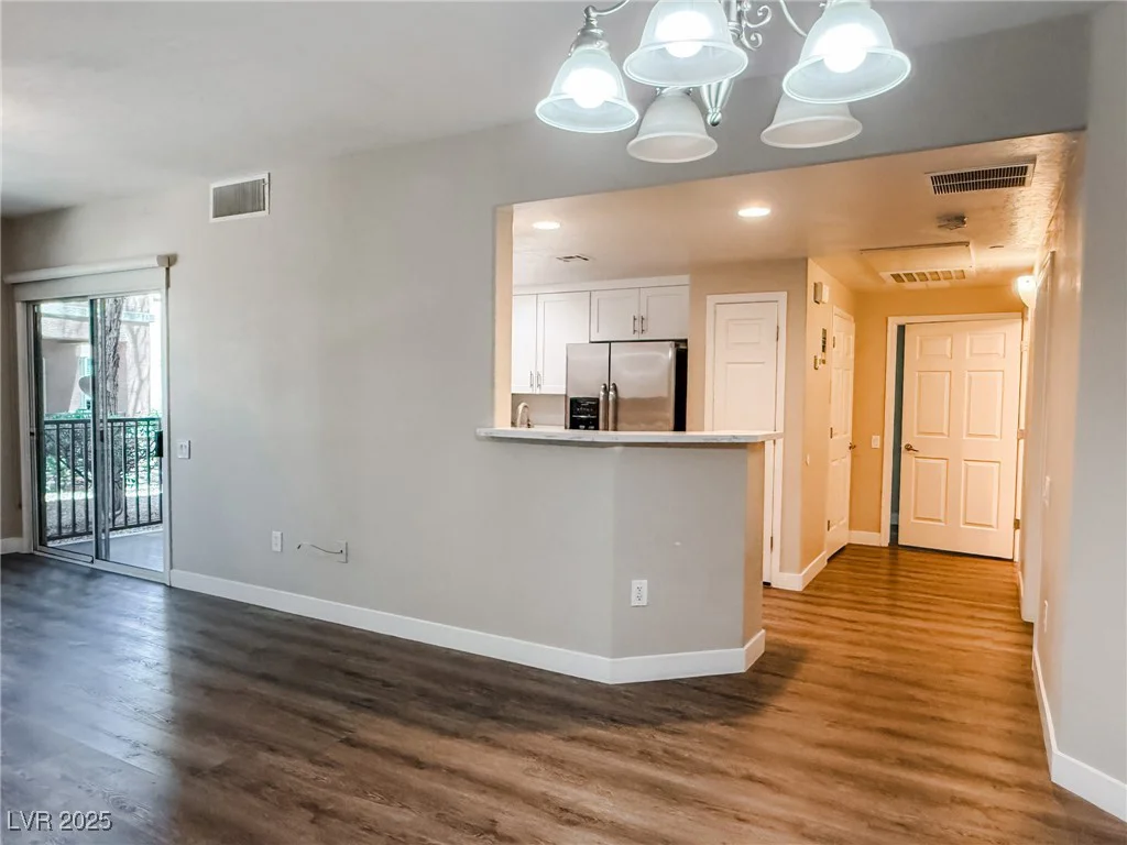 8324 Charleston, Las Vegas, NV 89117