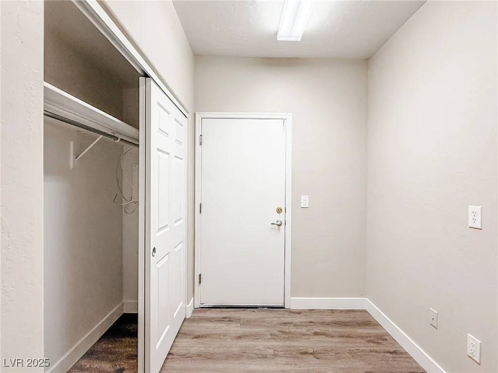 8324 Charleston, Las Vegas, NV 89117