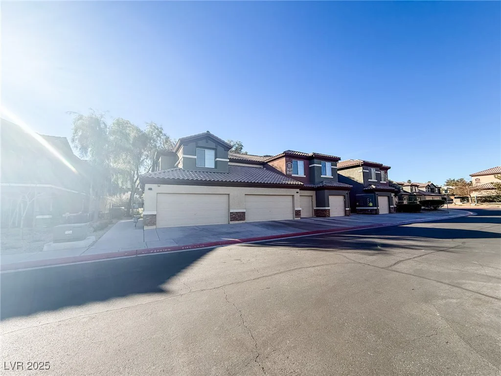 8324 Charleston, Las Vegas, NV 89117