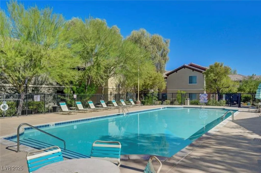 8324 Charleston, Las Vegas, NV 89117