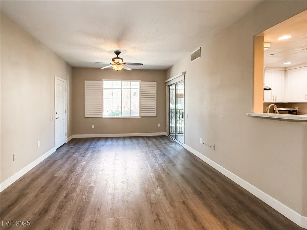 8324 Charleston, Las Vegas, NV 89117