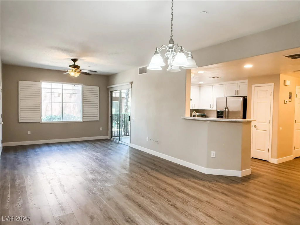 8324 Charleston, Las Vegas, NV 89117