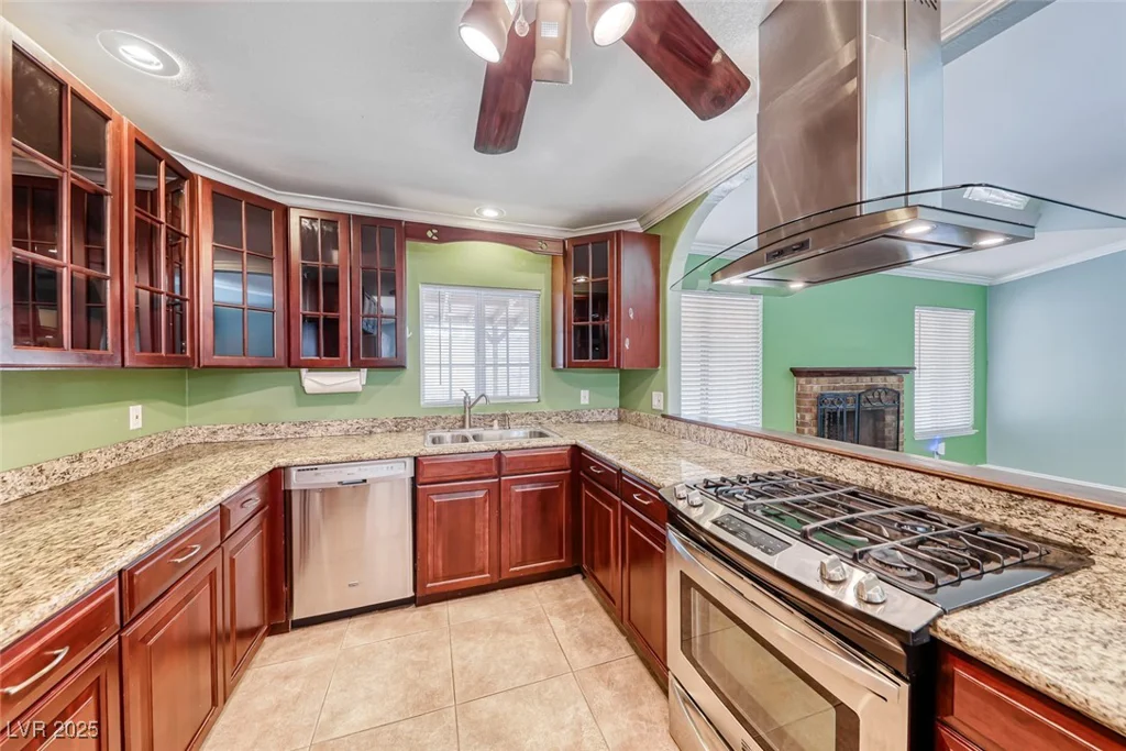 632 Arrayo, Boulder City, NV 89005
