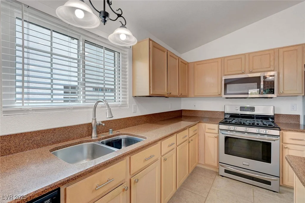 4924 Cedar Lawn, Las Vegas, NV 89130