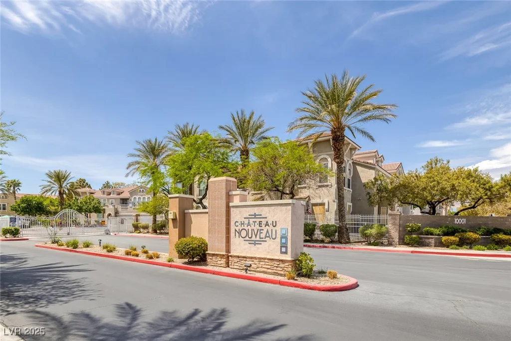 10001 Peace, Las Vegas, NV 89147