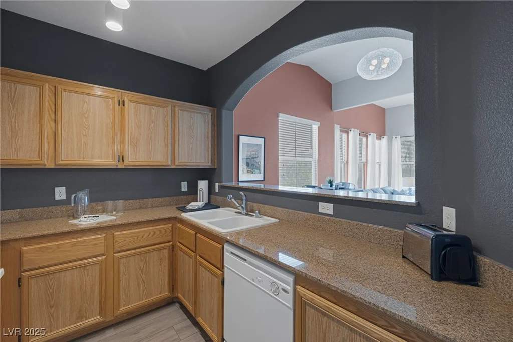 10001 Peace, Las Vegas, NV 89147