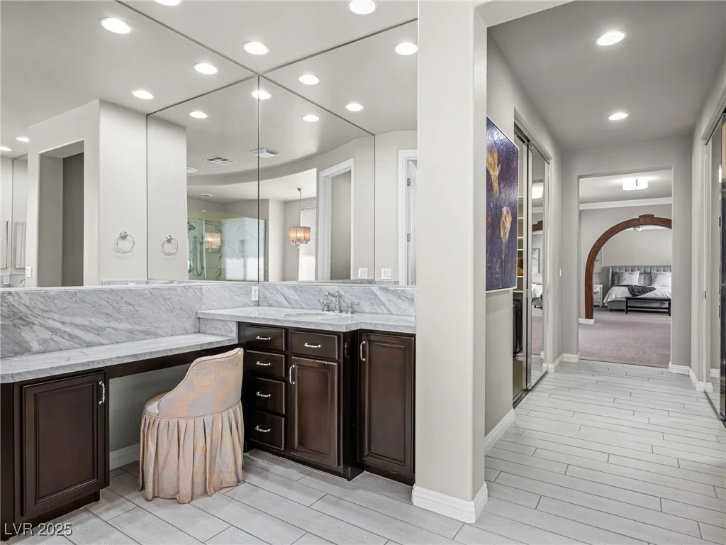 220 Villa Borghese, Las Vegas, NV 89138