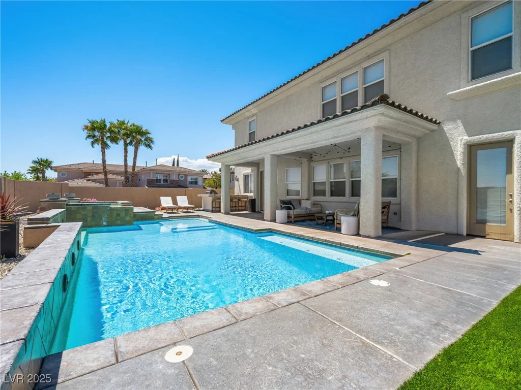 220 Villa Borghese, Las Vegas, NV 89138