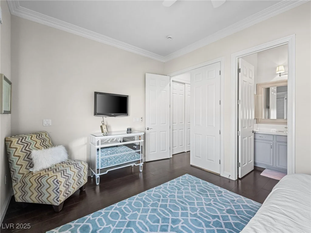 220 Villa Borghese, Las Vegas, NV 89138