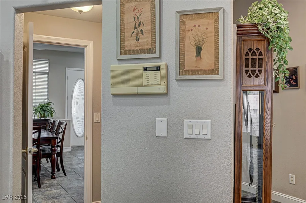 2939 Crown Bluffs, Las Vegas, NV 89117