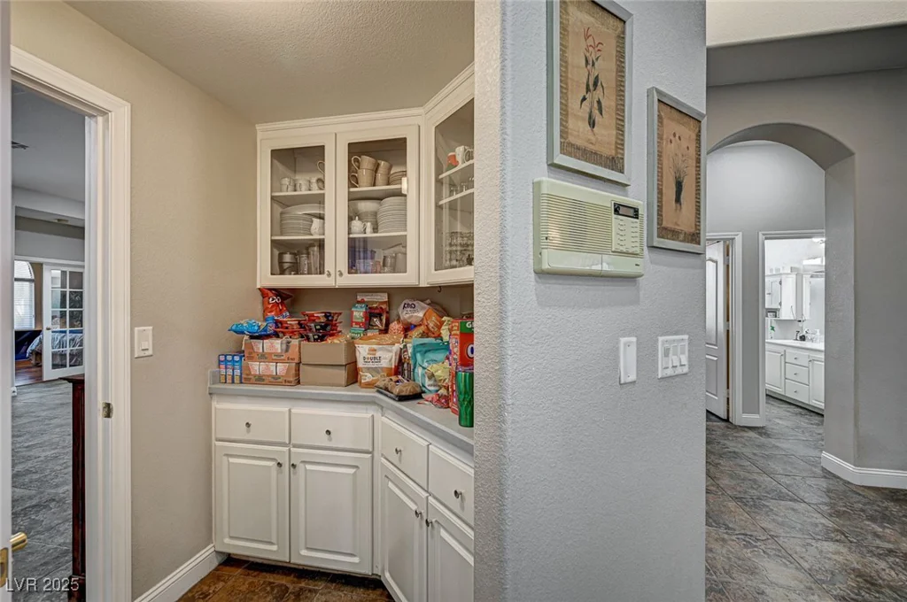 2939 Crown Bluffs, Las Vegas, NV 89117