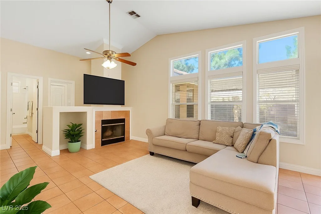 5900 Red Umber, Las Vegas, NV 89130