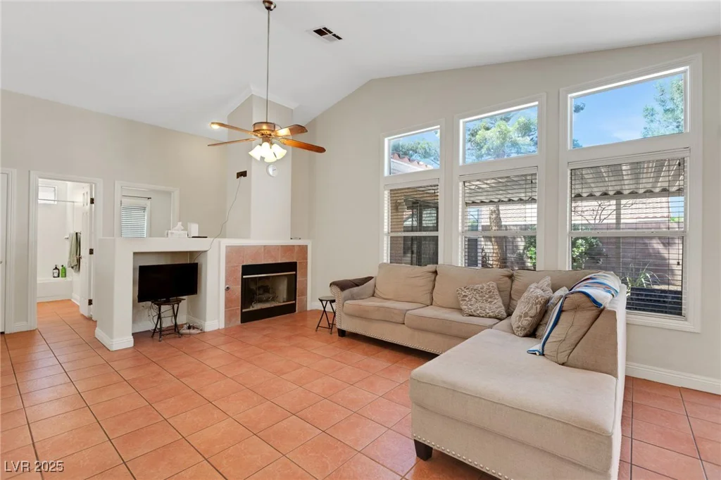 5900 Red Umber, Las Vegas, NV 89130