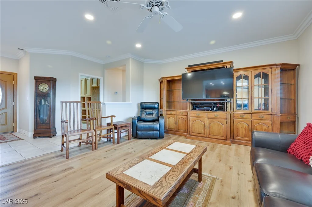 1613 Williamsport, Henderson, NV 89052