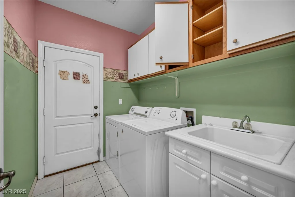 6424 Grayback, North Las Vegas, NV 89084