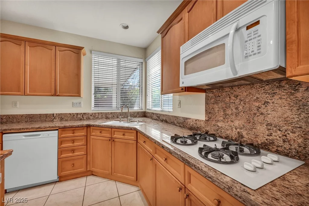 6424 Grayback, North Las Vegas, NV 89084