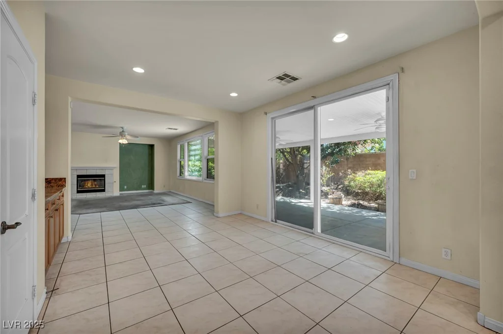 6424 Grayback, North Las Vegas, NV 89084