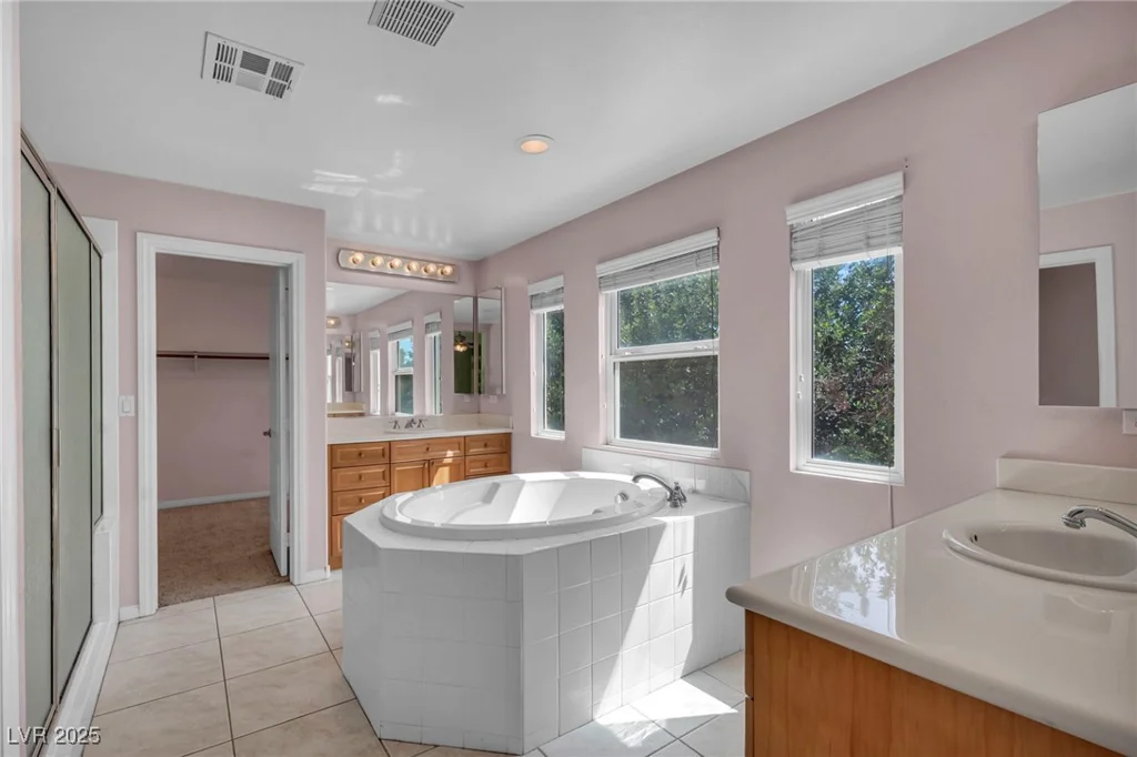 6424 Grayback, North Las Vegas, NV 89084