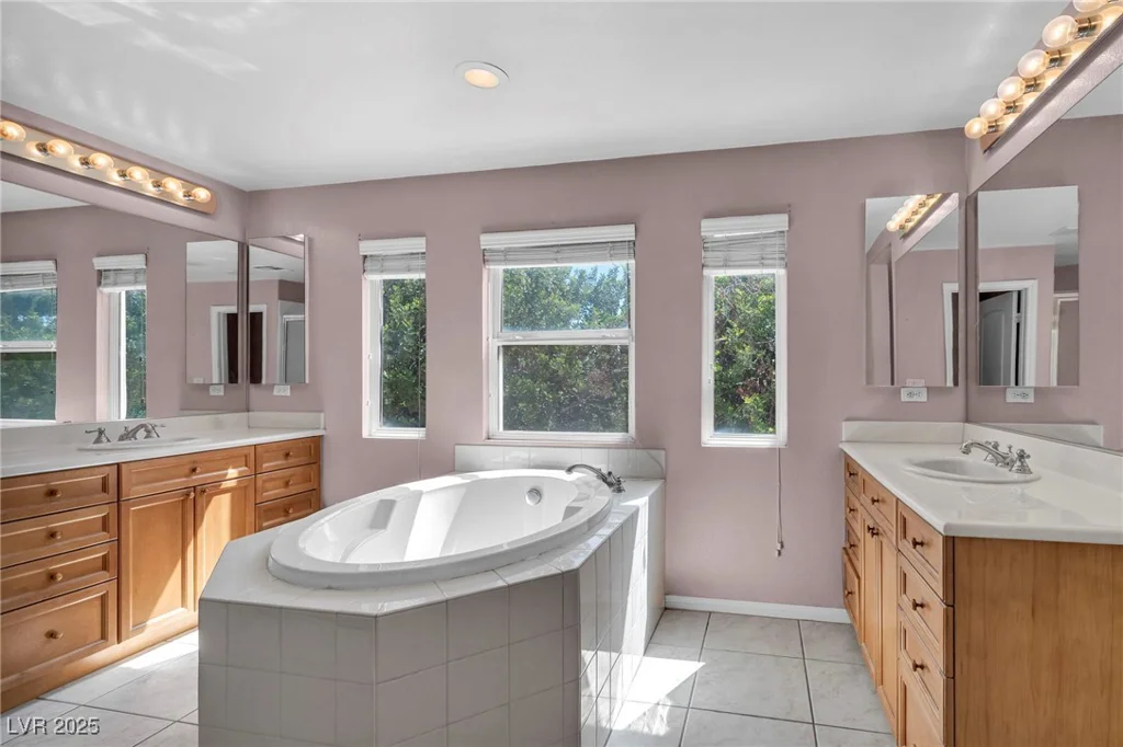 6424 Grayback, North Las Vegas, NV 89084
