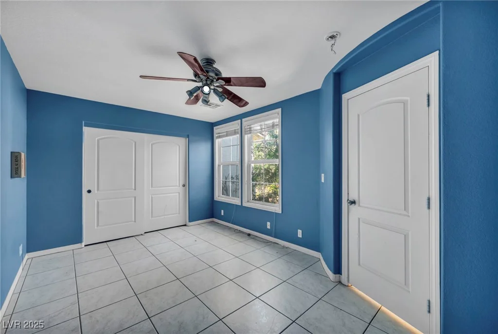 6424 Grayback, North Las Vegas, NV 89084