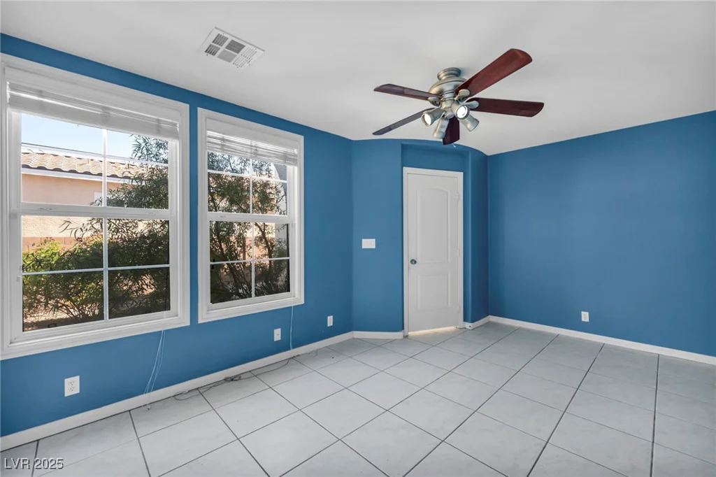 6424 Grayback, North Las Vegas, NV 89084