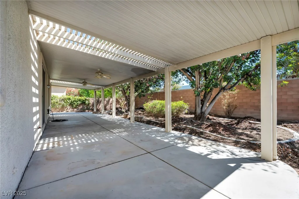 6424 Grayback, North Las Vegas, NV 89084